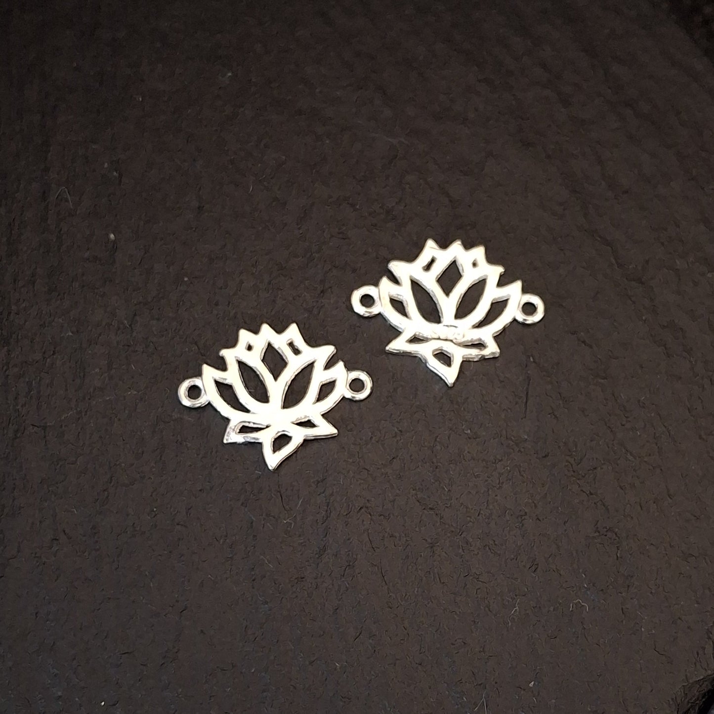 Lotus Flower Connector