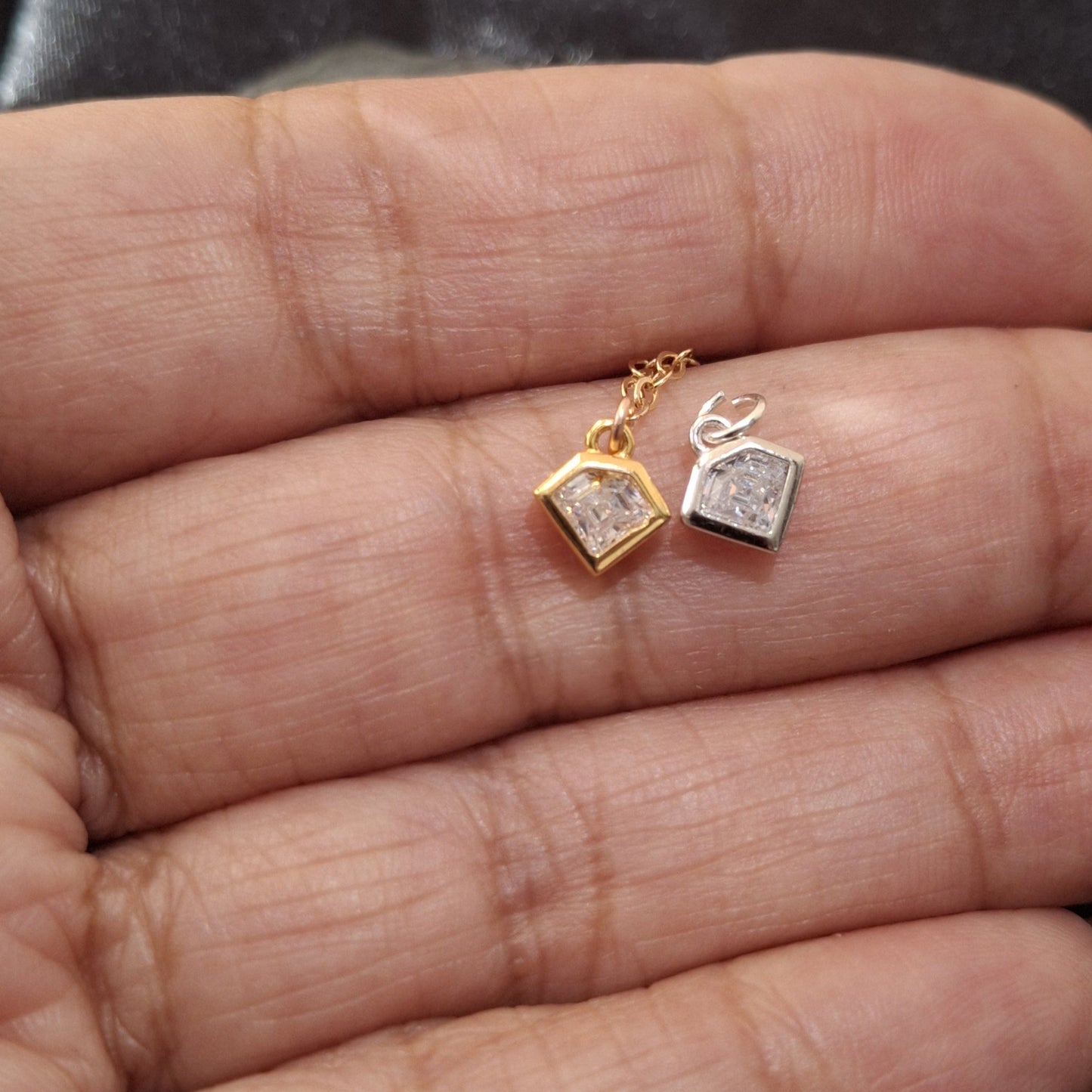 Geometric Diamond Shaped Pendant