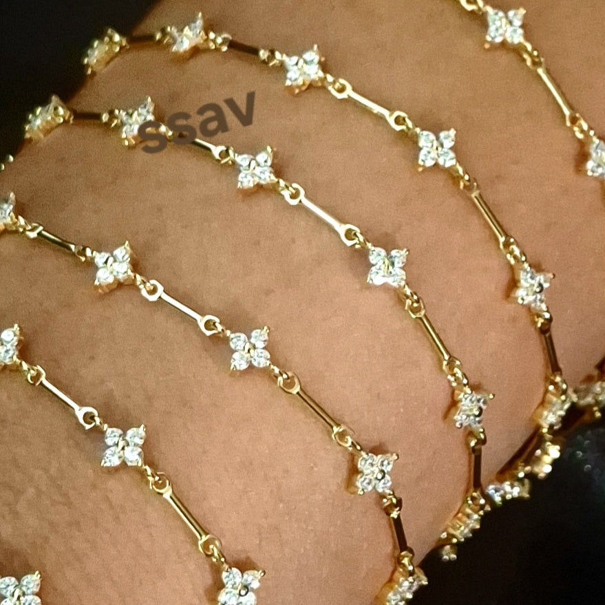 Clover Zircon Bar Chain