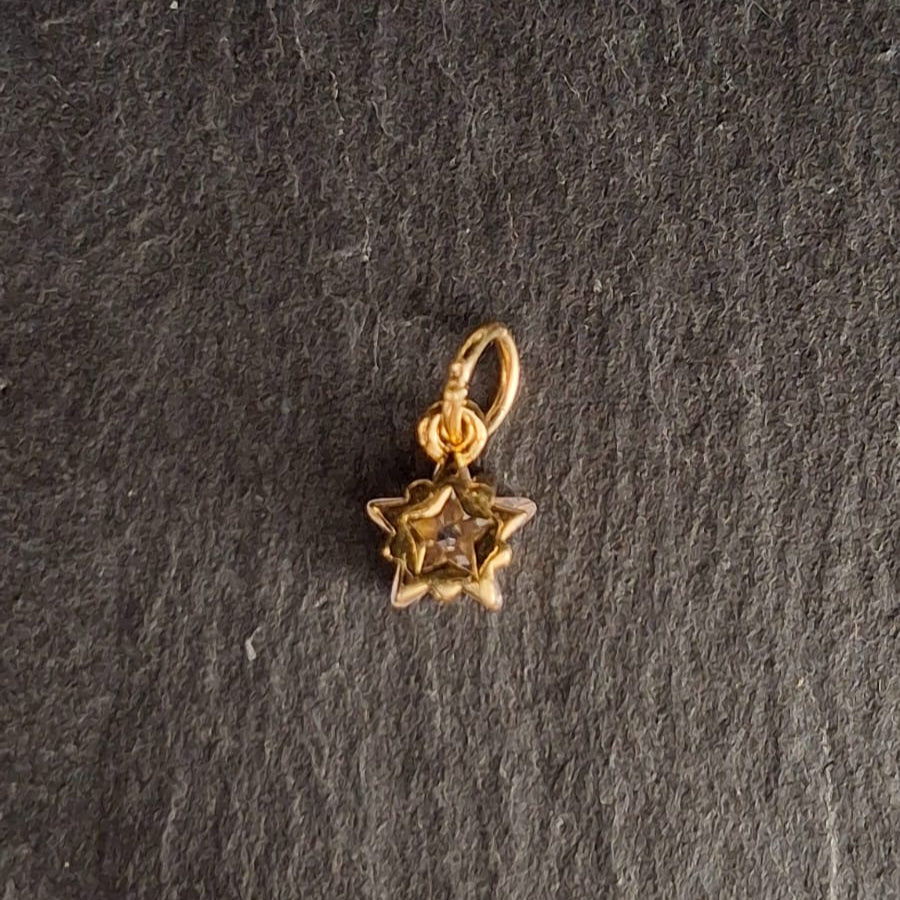 Starburst dangling Pendant Charm