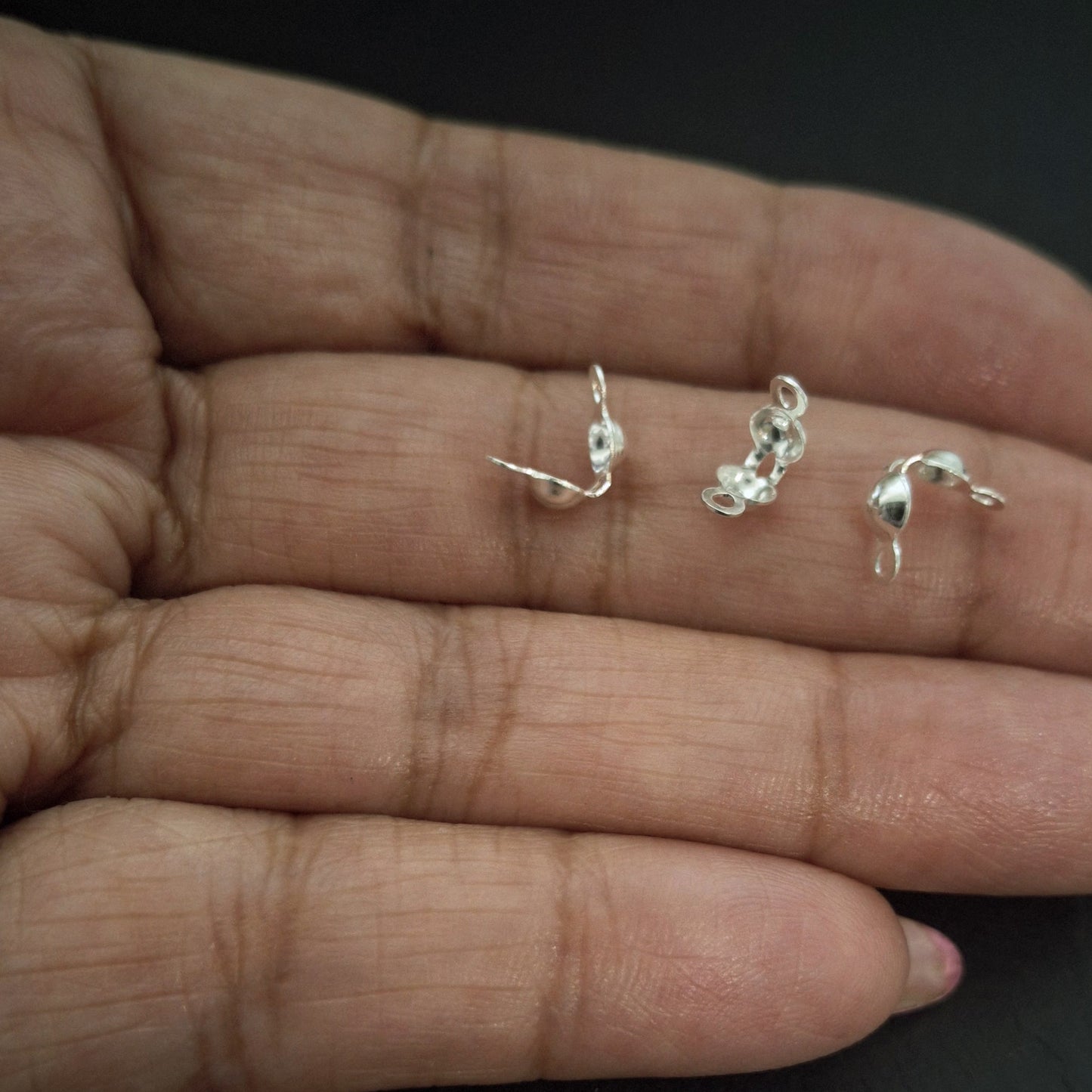 Clamshell Clasps