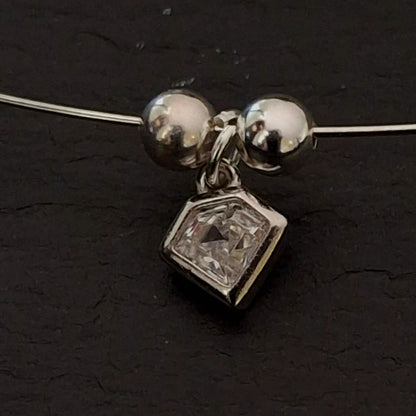 Geometric Diamond Shaped Pendant