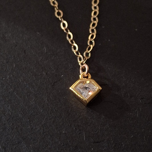 Geometric Diamond Shaped Pendant