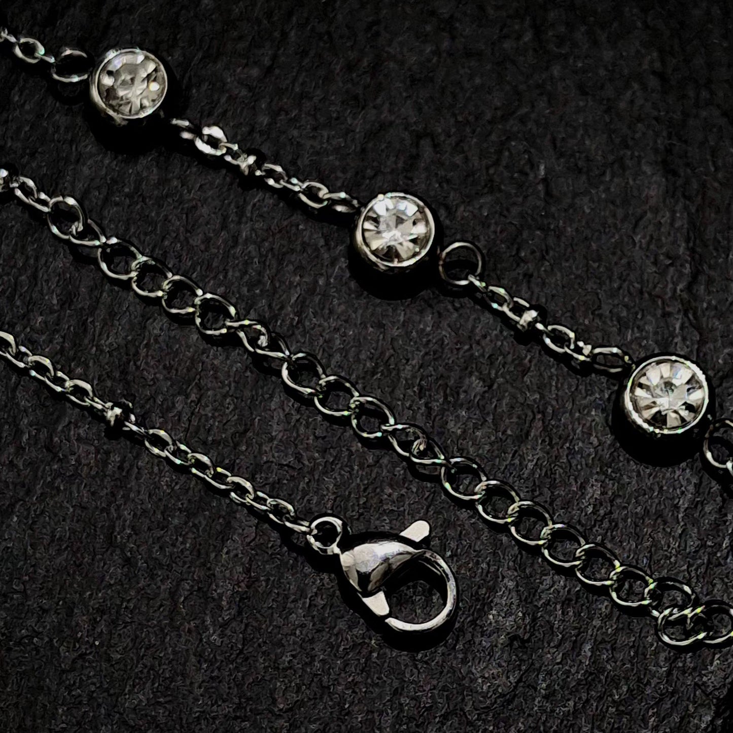 Finished Gemstone Trio Hand Chain