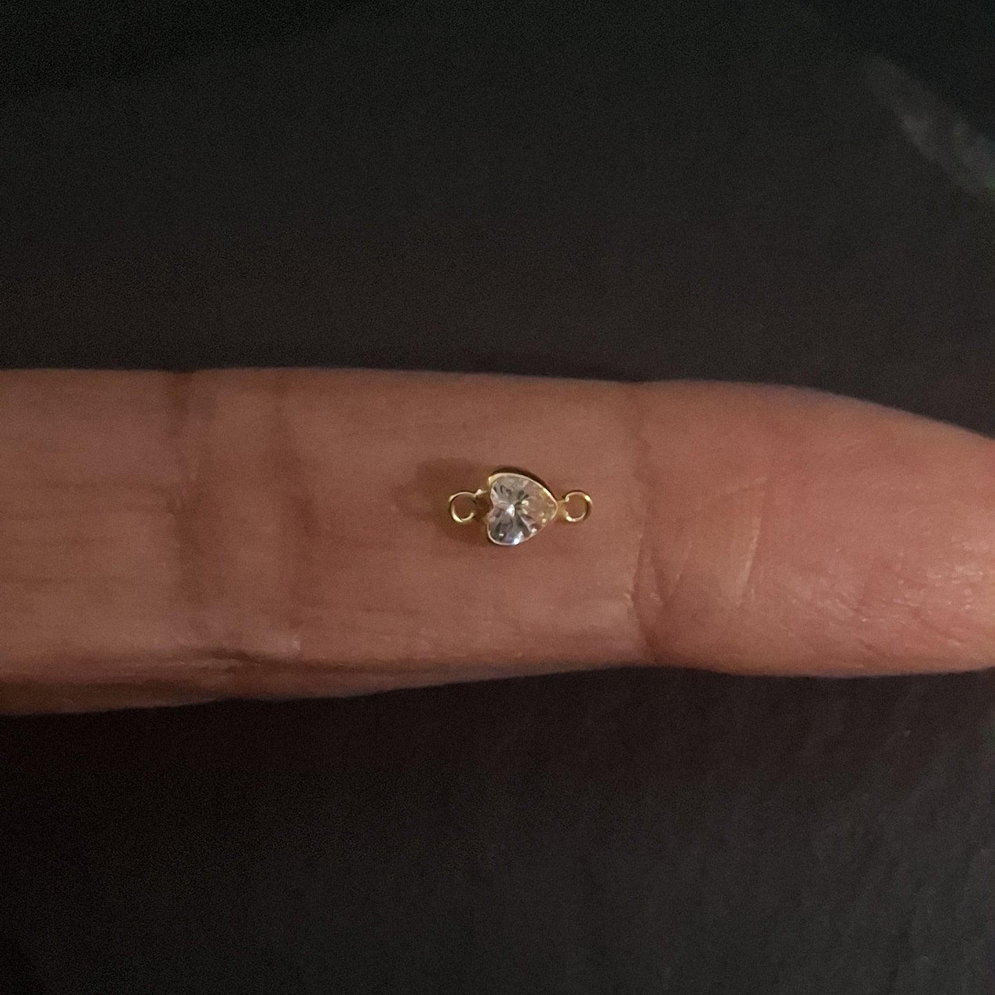Vertical Heart Connector