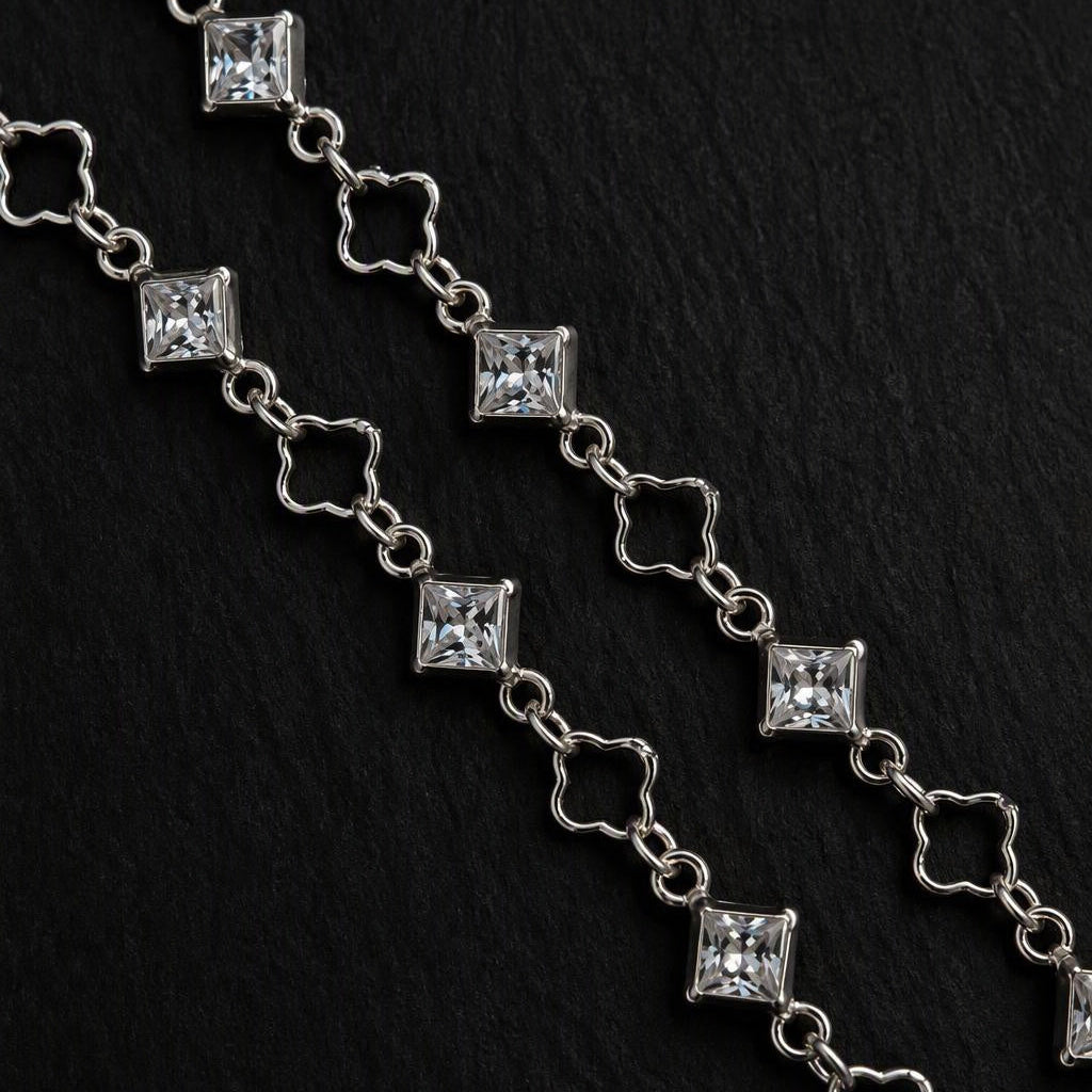Clover Ring and Diamond Chain
