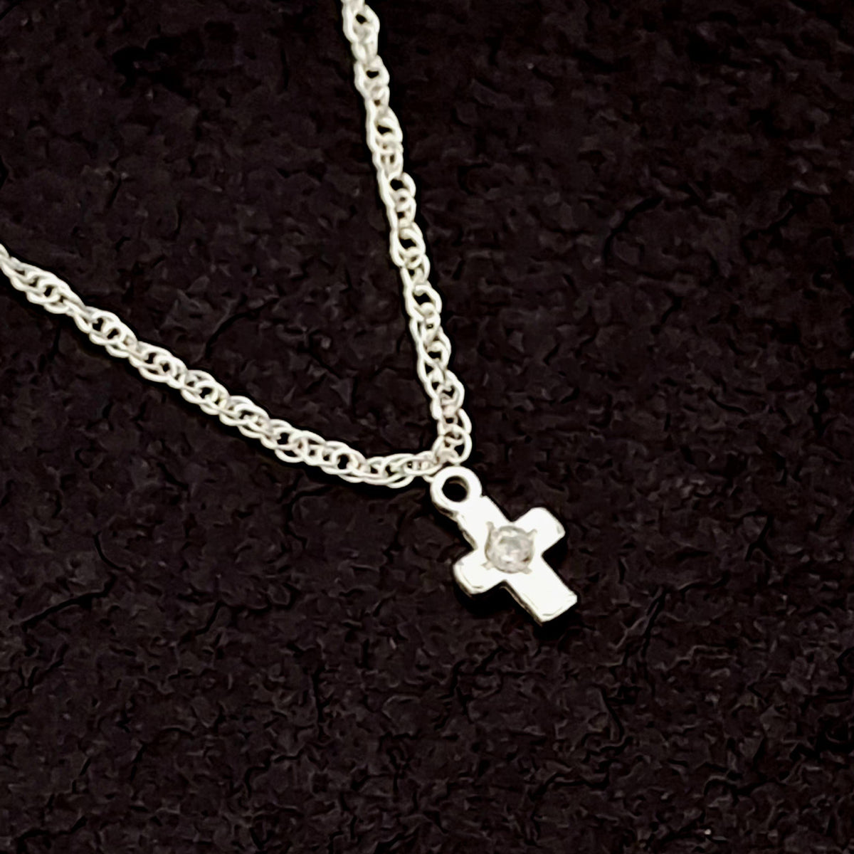 Dainty Zircon Cross Pendant