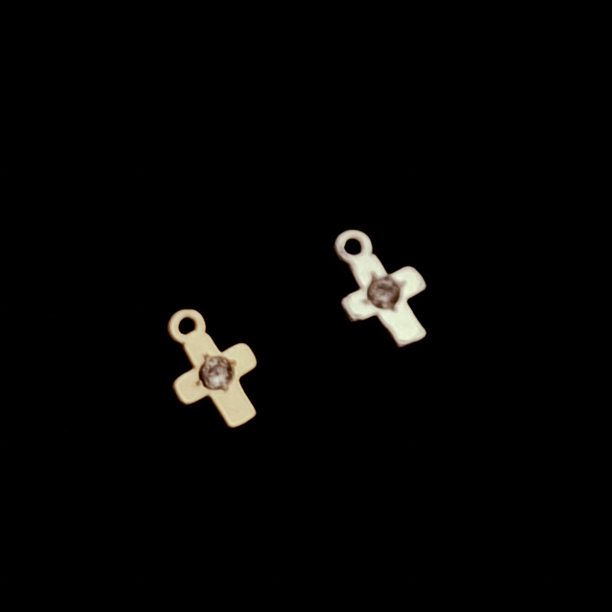 Dainty Zircon Cross Pendant