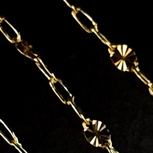 Paperclip Sunburst Chain