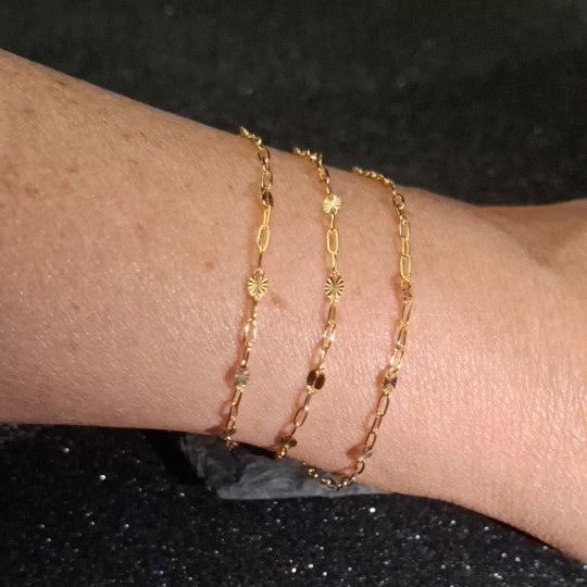 Paperclip Sunburst Chain