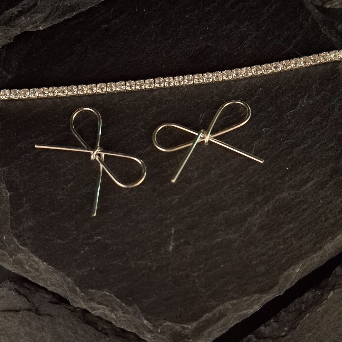 Bow Charm