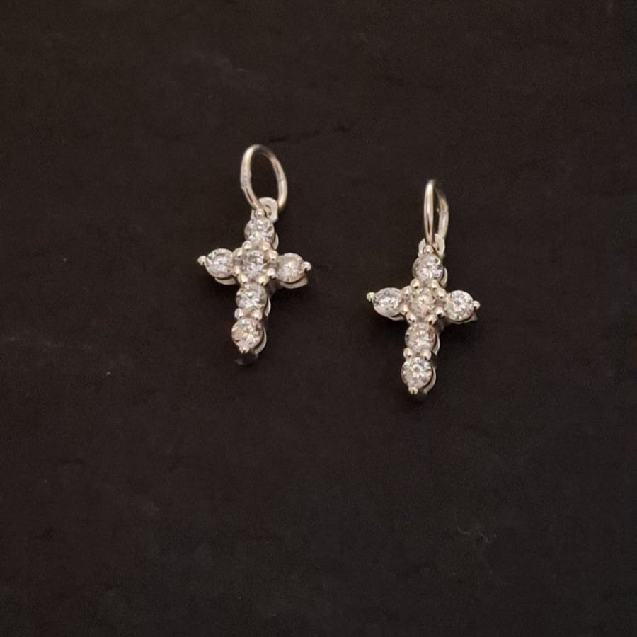 Rounded Zircon Cross Pendant