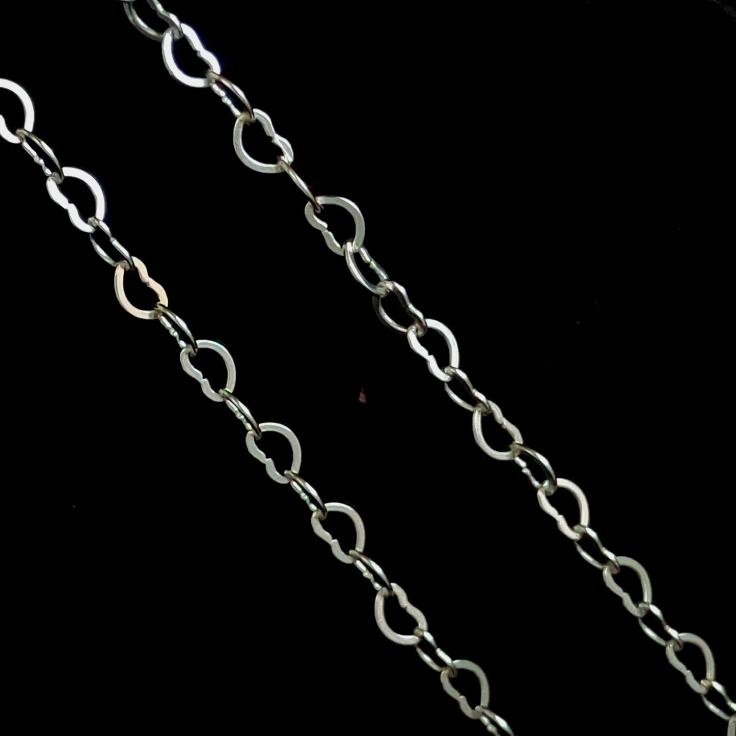 Hollow Heart Chain